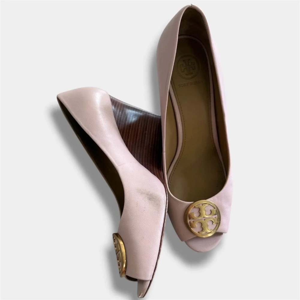 Tory Burch step into